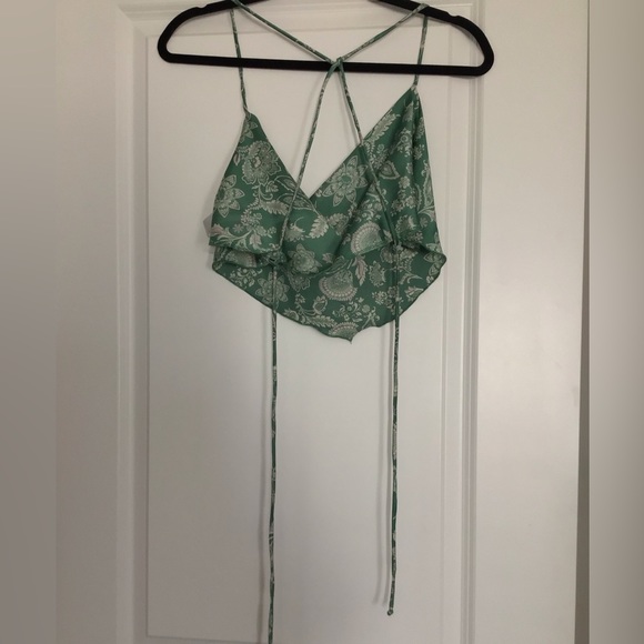 Tie up emerald green scarf, top with floral designing - Picture 4 of 4